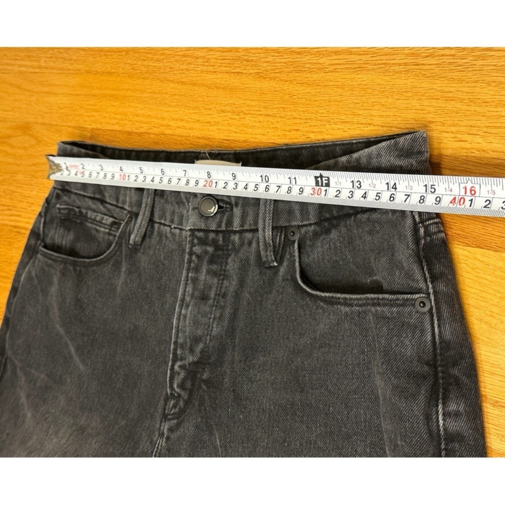 Good American 90s Trouser Jeans - Picture 7 of 9